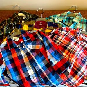 Bundle of 5 plaid shirts